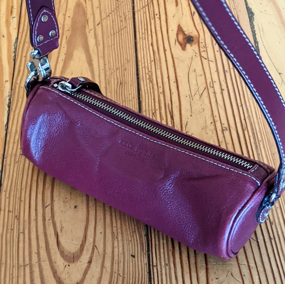 Kate Spade - mini purse (magenta)